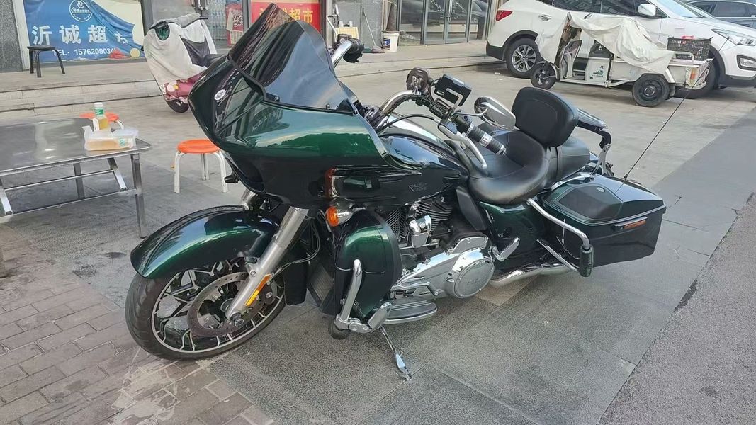 二手哈雷戴维森公路滑翔 Road Glide