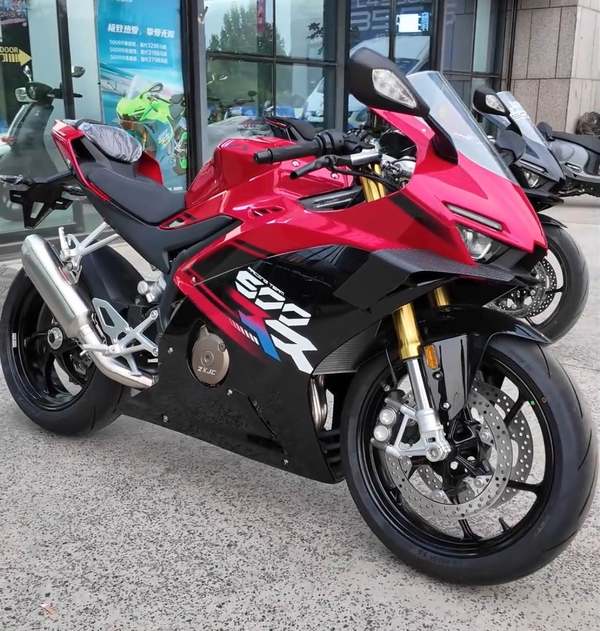 二手张雪机车500RR