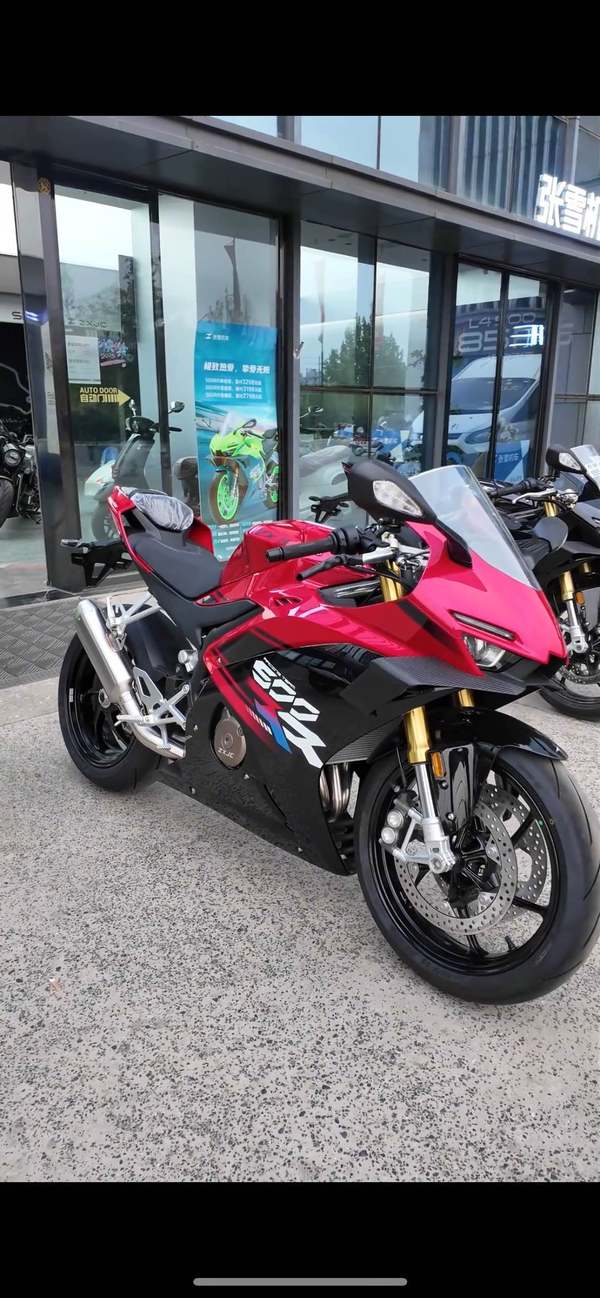 二手张雪机车500RR