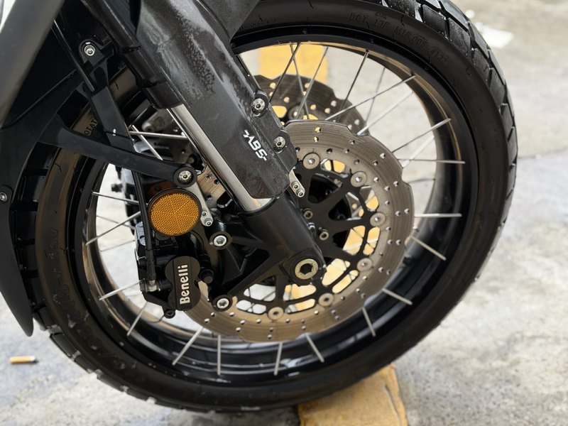 二手贝纳利金鹏 TRK502