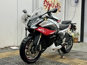 二手贝纳利龙卷风 Tornado 552R
