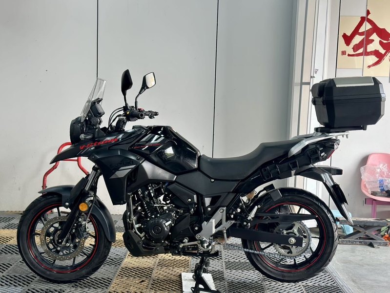 二手豪爵铃木DL250