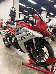 二手贝纳利龙卷风 Tornado 252R