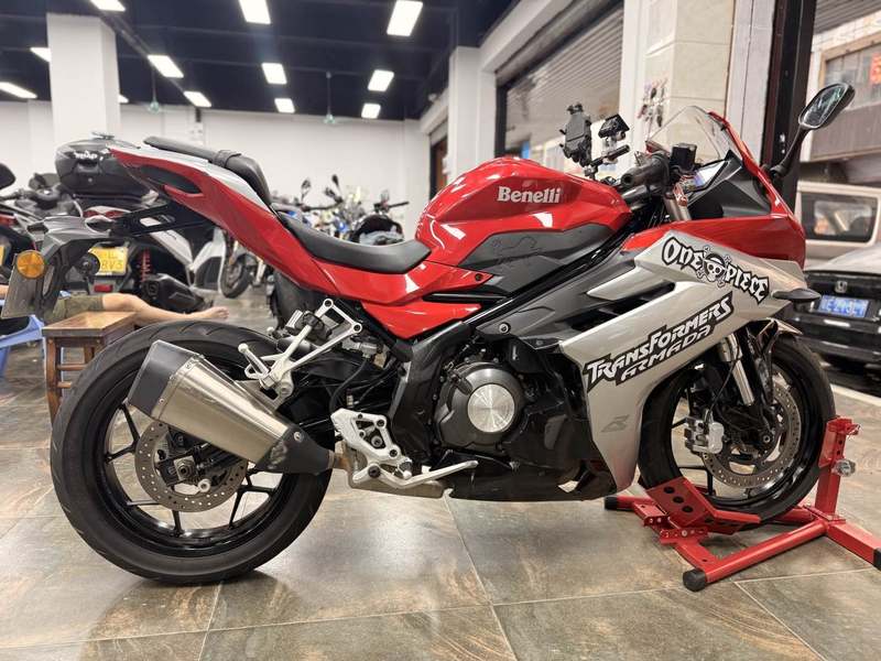 二手贝纳利龙卷风 Tornado 252R