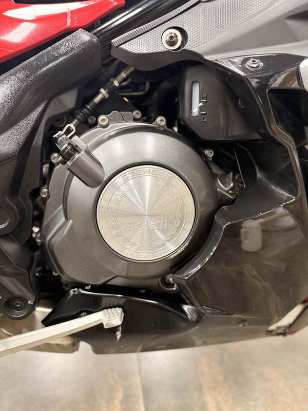 二手贝纳利龙卷风 Tornado 252R