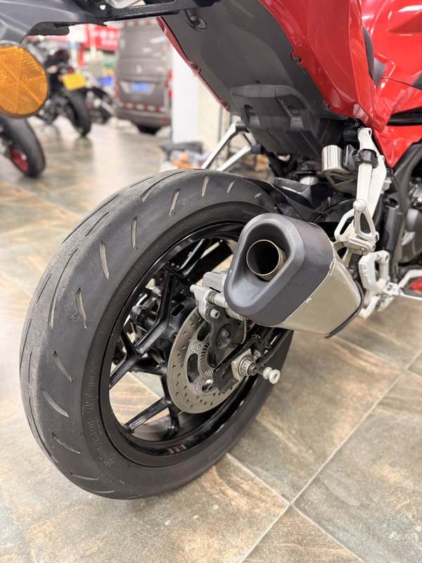 二手贝纳利龙卷风 Tornado 252R