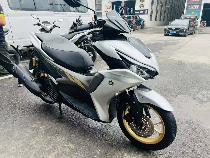 二手雅马哈AEROSPORTS X