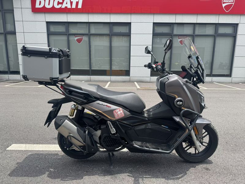 二手QJMOTOR鸿150