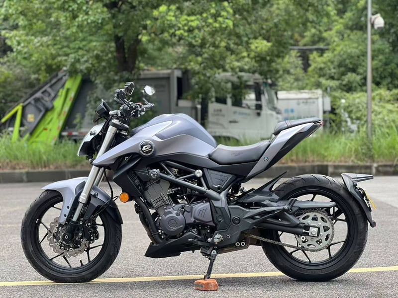 二手QJMOTOR追350