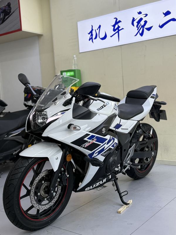 二手豪爵铃木GSX250R