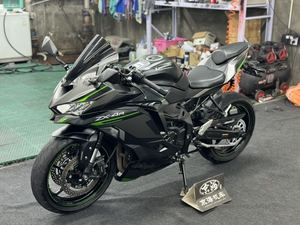 二手川崎ZX-4R