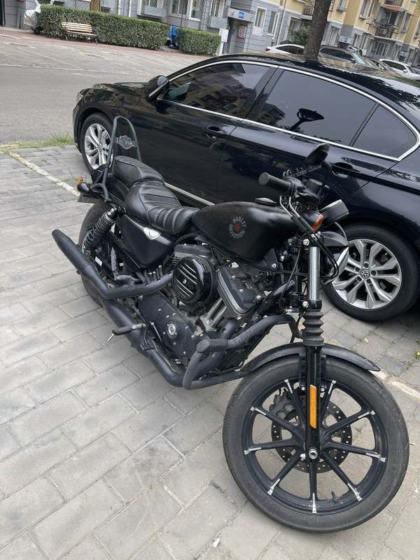 二手哈雷戴维森Iron883 硬汉