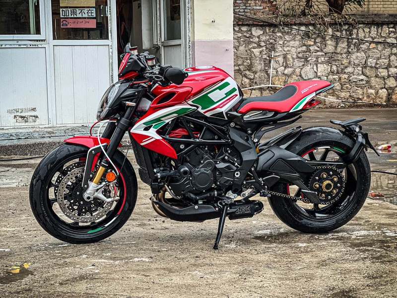 二手奥古斯塔Brutale 800