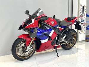 二手本田CBR 1000 RR-R