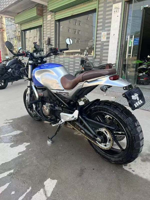 二手QJMOTOR逸550