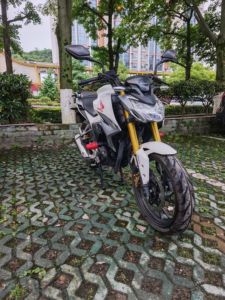 二手五羊本田CB190R 暴锋眼