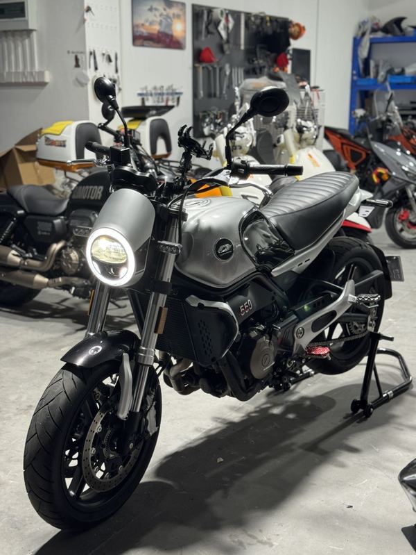二手QJMOTOR逸550