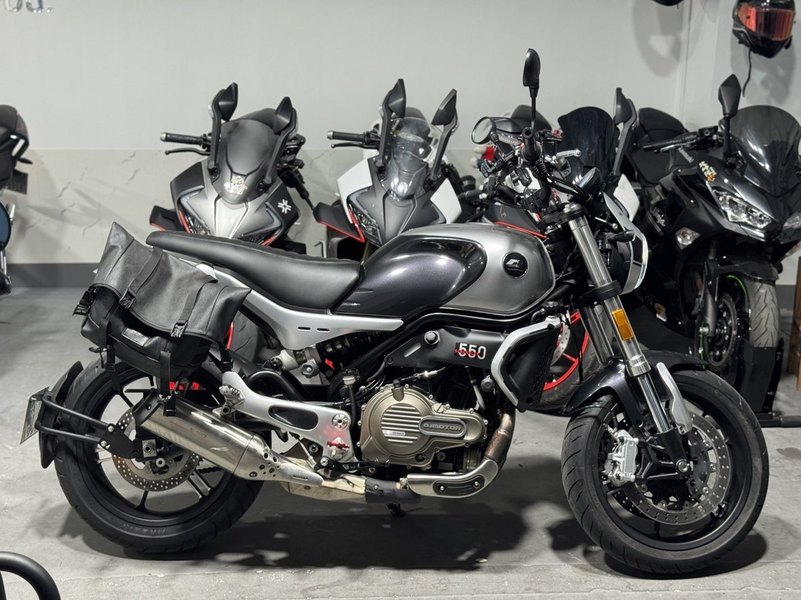 二手QJMOTOR逸550