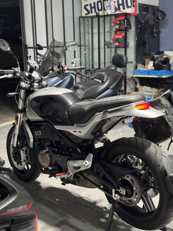 二手QJMOTOR逸550