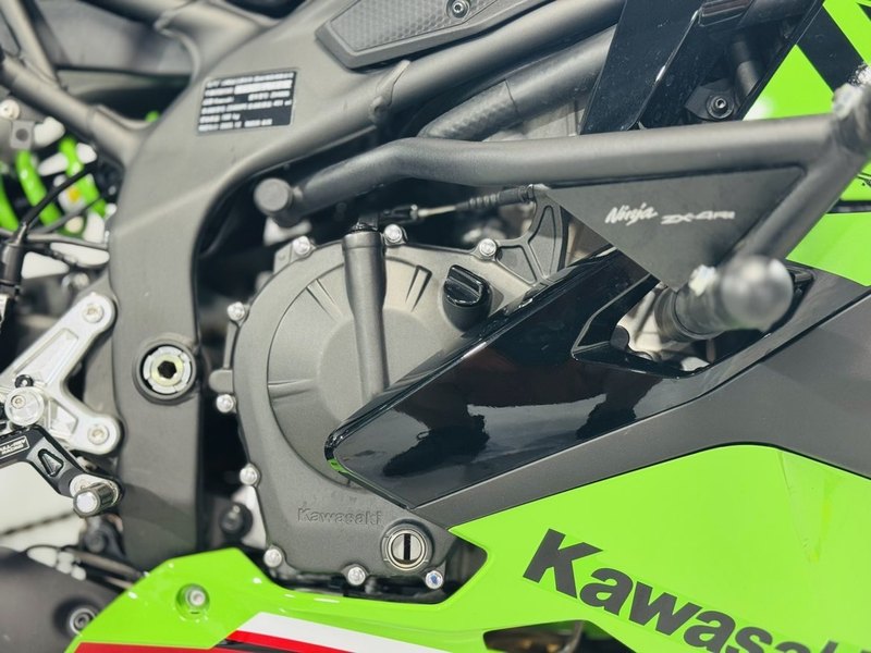 二手川崎ZX-4R