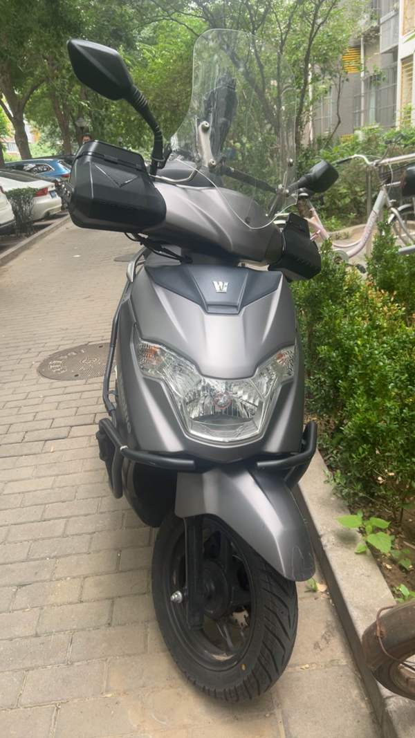 二手豪爵虎鲨VX125