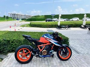 二手KTMR2R1290 Super Duke