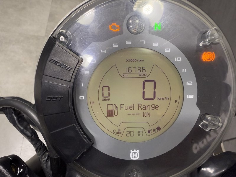 二手HUSQVARNA白箭 401