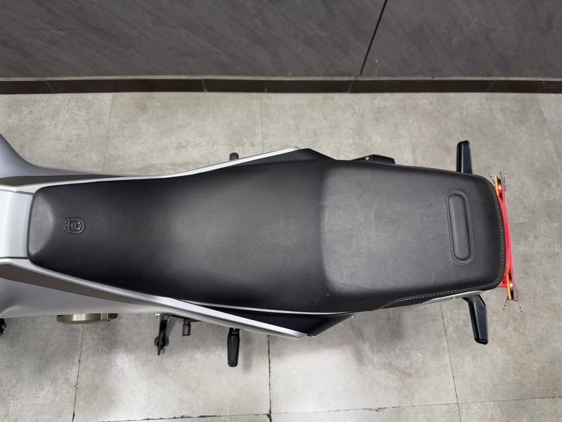二手HUSQVARNA白箭 401