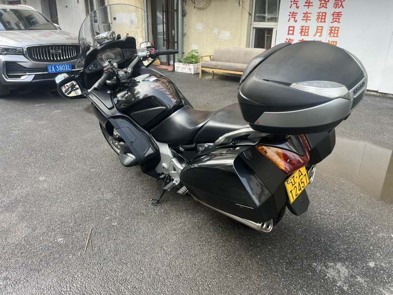 二手本田ST1300