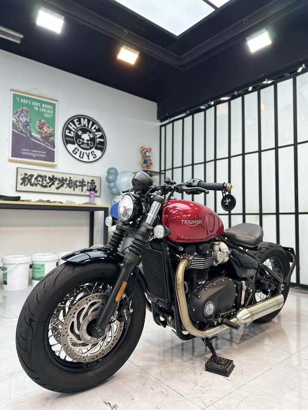 二手凯旋Bonneville Bobber