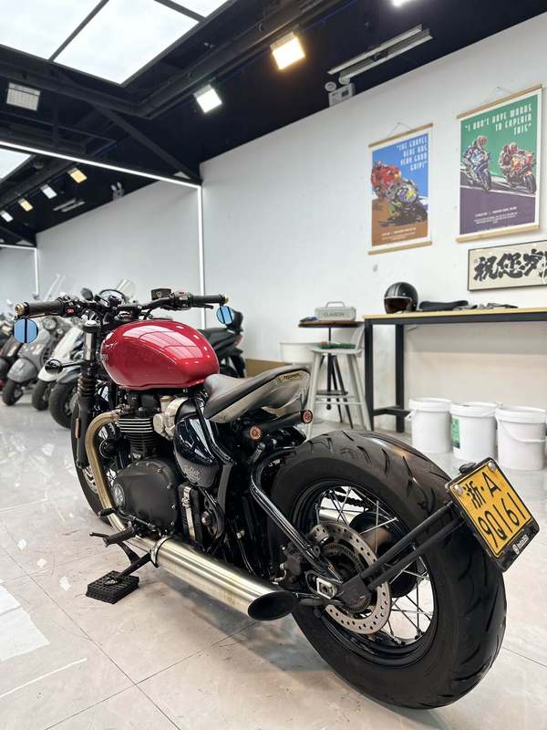 二手凯旋Bonneville Bobber
