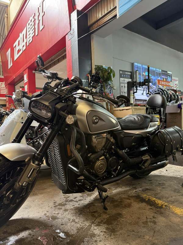 二手QJMOTOR闪600