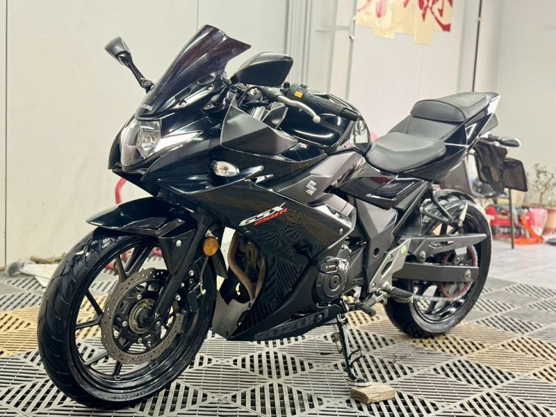 二手豪爵铃木GSX250R