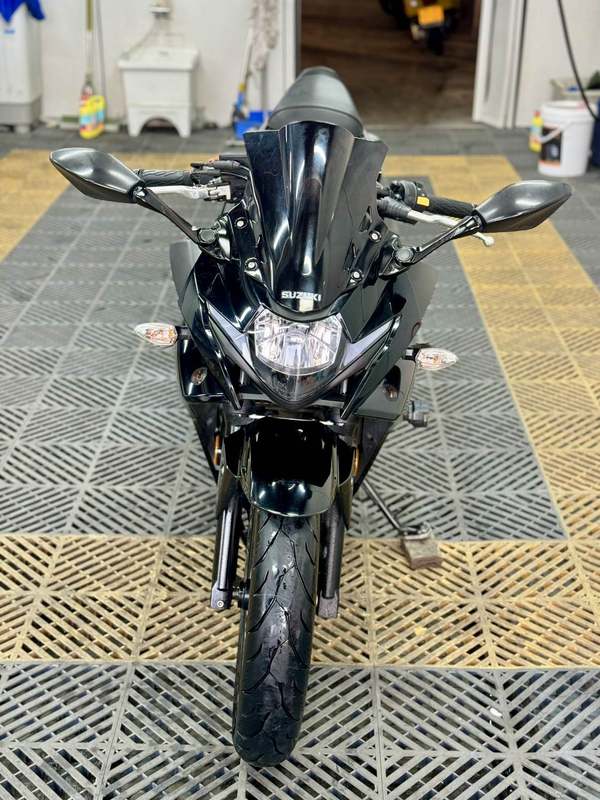 二手豪爵铃木GSX250R