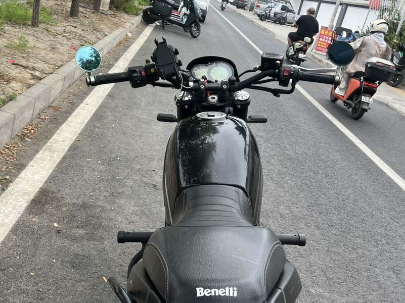 二手贝纳利幼狮 Leoncino 500