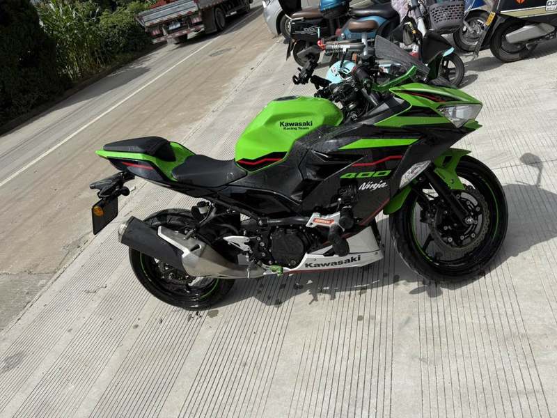 二手川崎Ninja 400