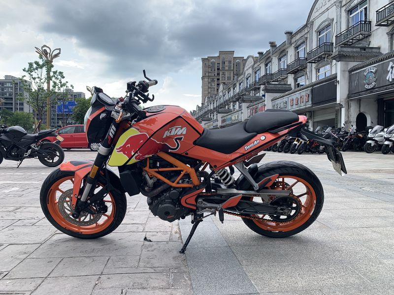 二手KTMR2R390 Duke