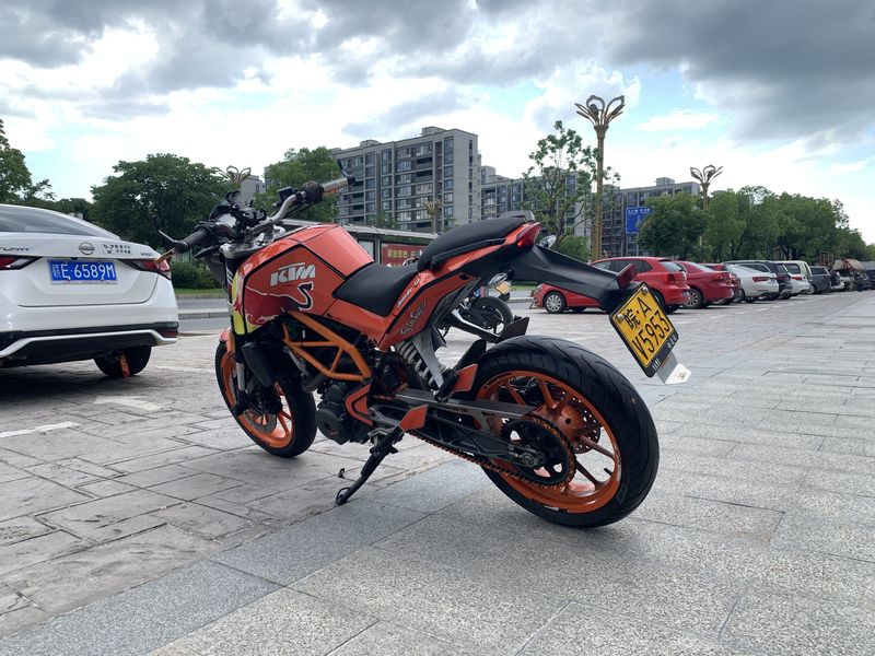 二手KTMR2R390 Duke