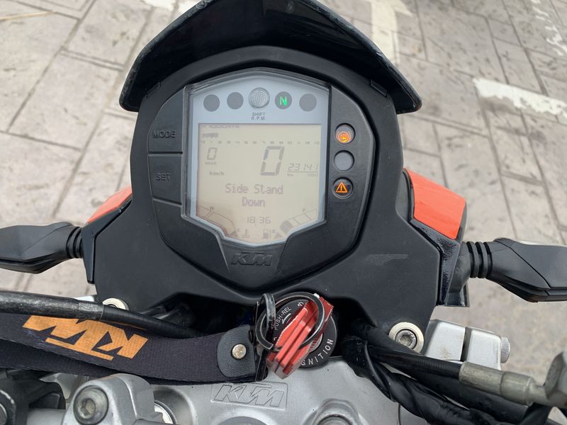 二手KTMR2R390 Duke