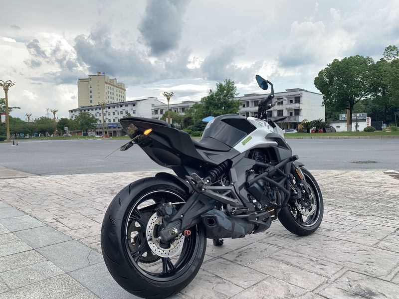 二手春风400NK