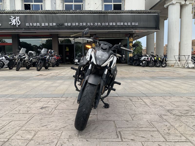 二手春风400NK