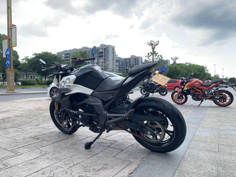 二手春风400NK