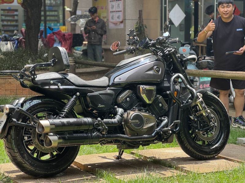 二手QJMOTOR闪600
