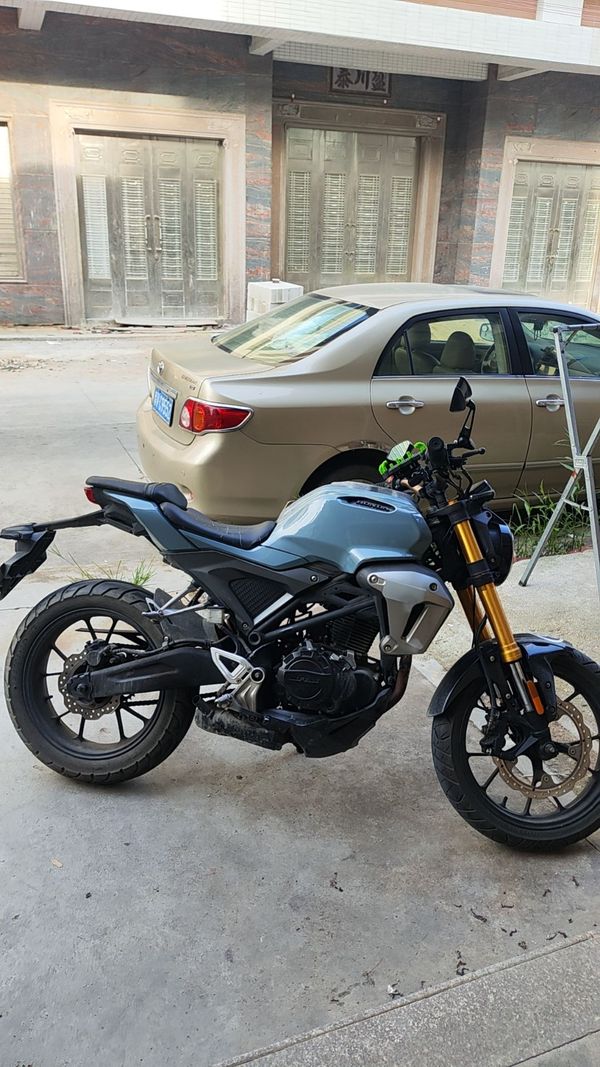 二手东方V8