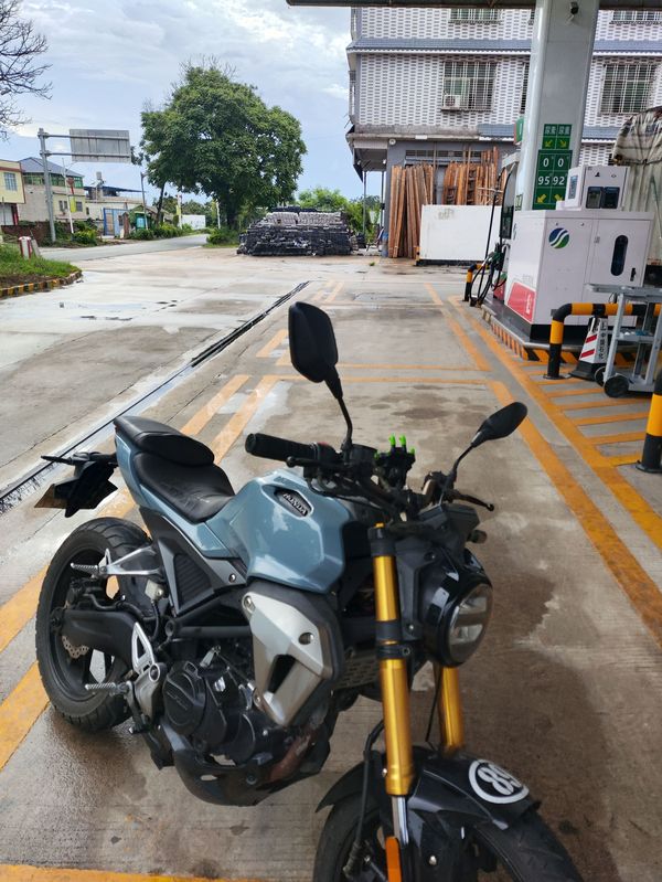 二手东方V8