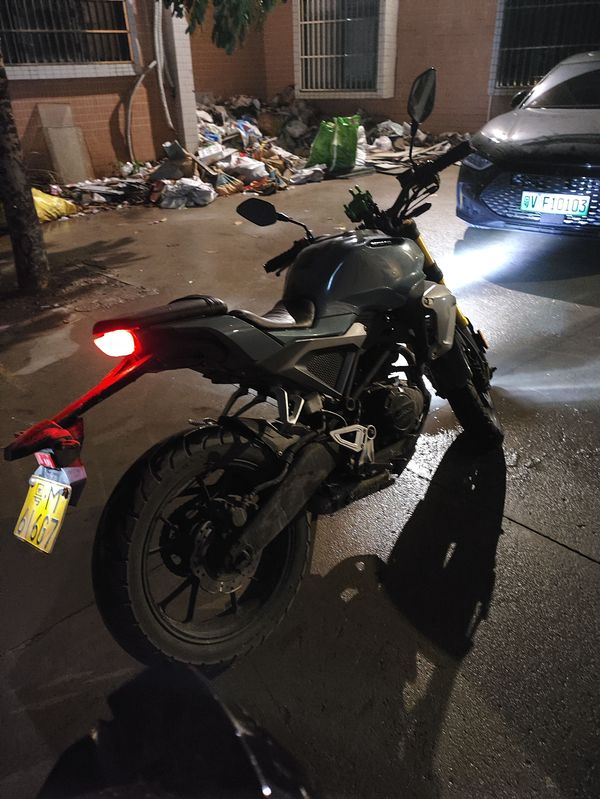 二手东方V8