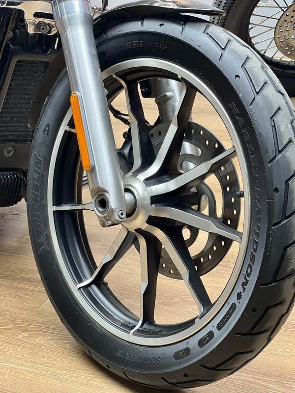 二手哈雷戴维森路威 Low Rider