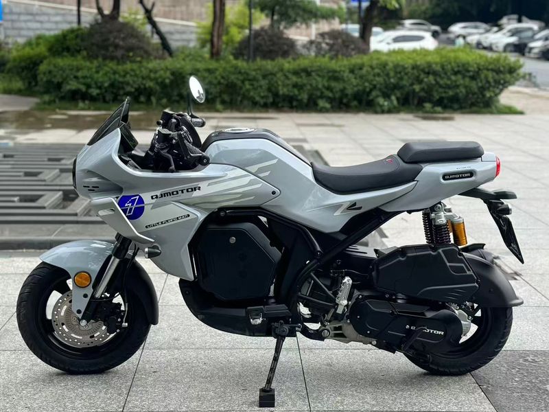 二手QJMOTOR小飞侠