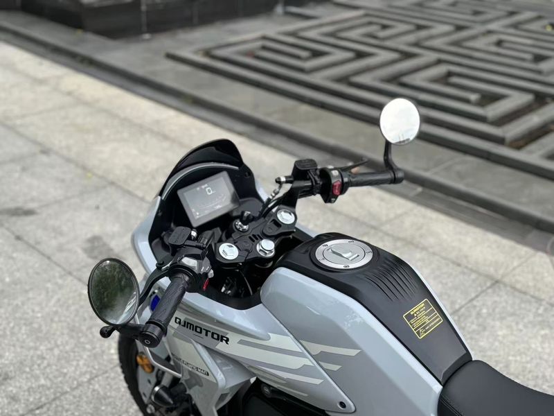 二手QJMOTOR小飞侠