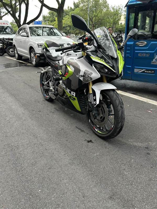 二手QJMOTOR赛250